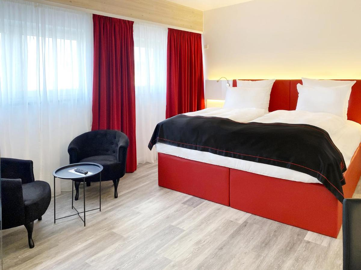 Dormero Hotel Deggendorf Bagian luar foto