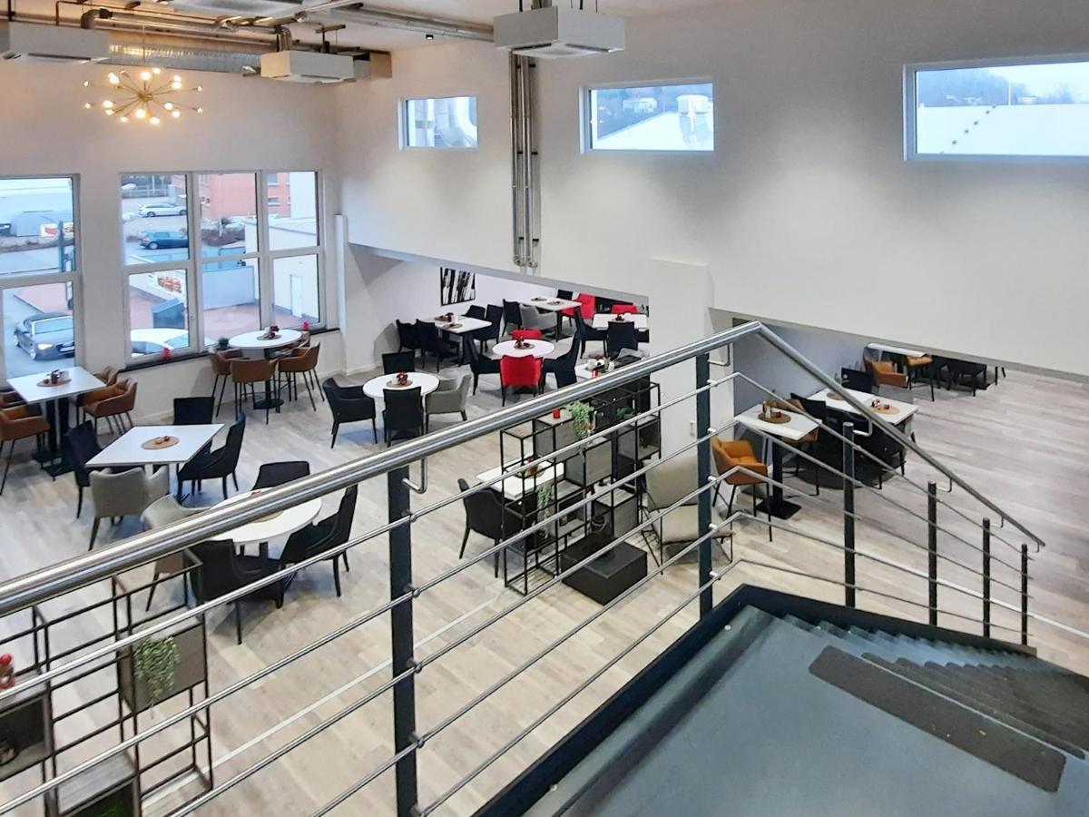 Dormero Hotel Deggendorf Bagian luar foto