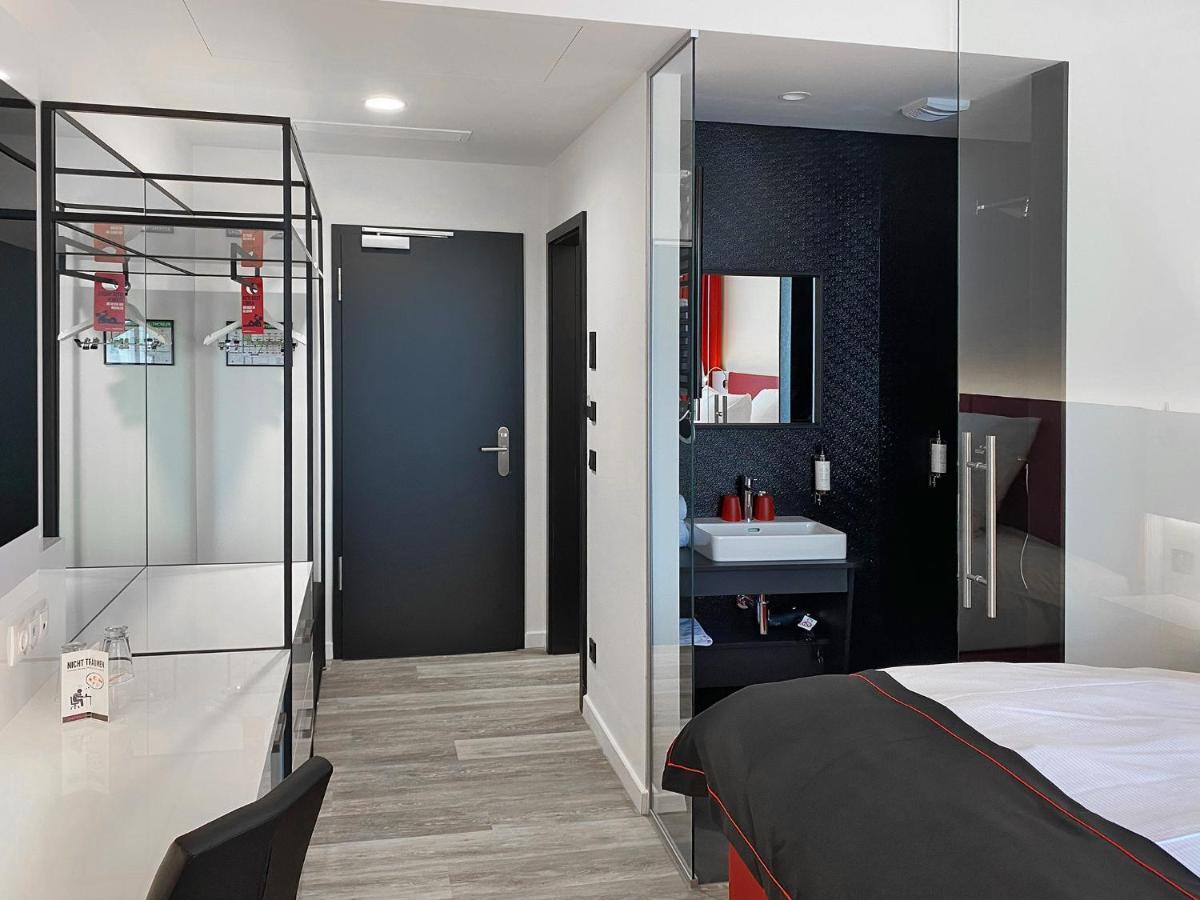 Dormero Hotel Deggendorf Bagian luar foto